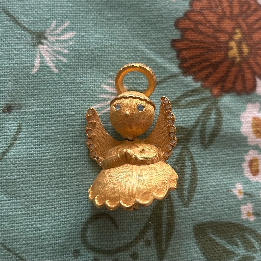 Vintage Ultra Angel pin